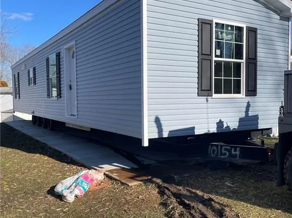 11 School Ground Road #23, Branford, CT 06405