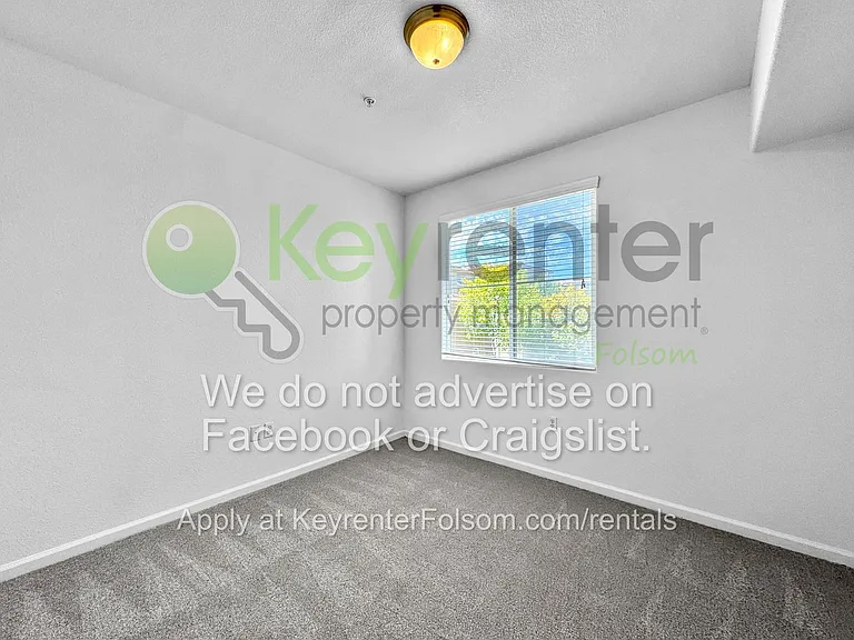1300 Moon Cir #1326 — Photo 9
