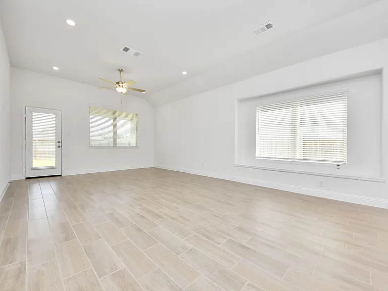 4030 Colony Ln — Photo 22