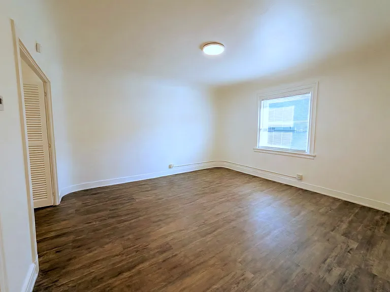 Donaldson Arms Apartments — Photo 3