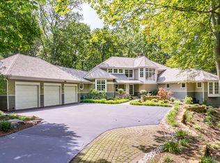 7781 Coldstream Woods Dr, Cincinnati, OH 45255
