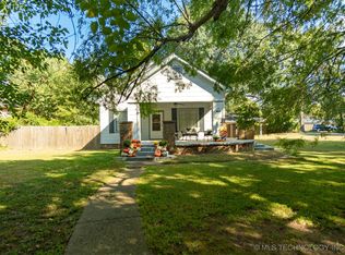 709 NE 2nd St, Antlers, OK 74523