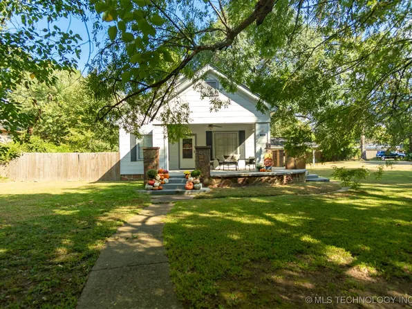 709 NE 2nd St, Antlers, OK 74523