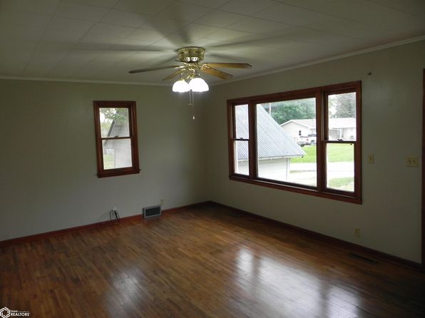 1305 Washington St, Bedford, IA 50833