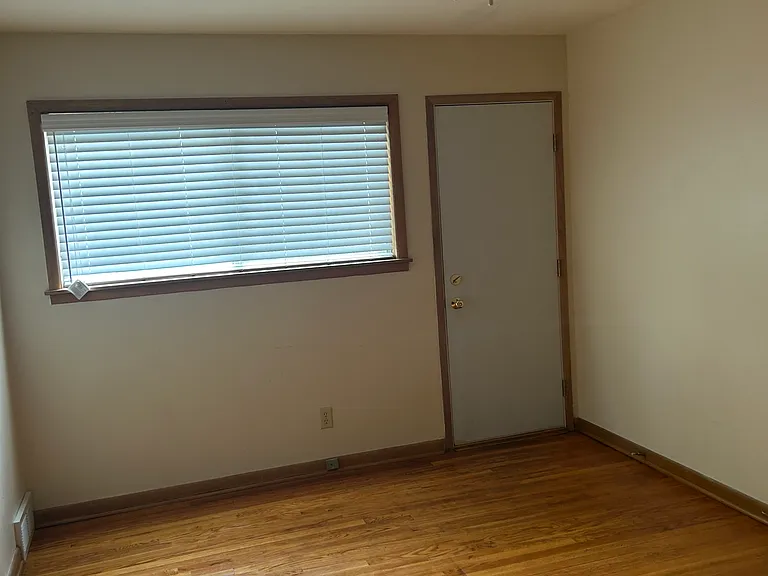 426 Rushmore Ln #2 — Photo 15
