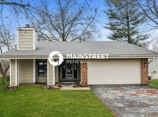 1655 Woodman Dr, Florissant, MO 63031
