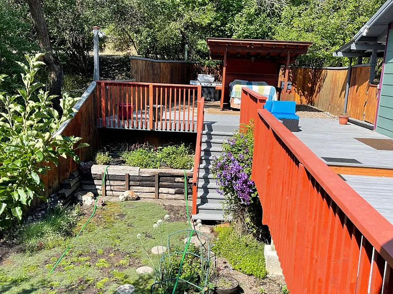 482 Modelaire Dr — Photo 2