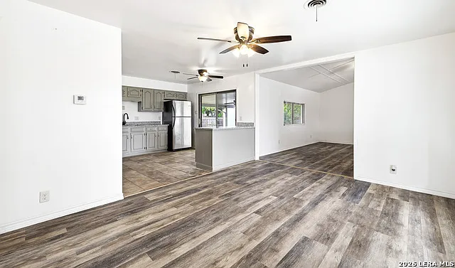 3602 Van Dyke Dr — Photo 5