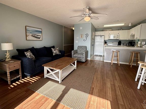 4th image of 13500 Sandy Key Dr #307