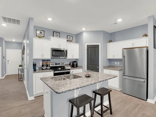 27A Beechnut St, Lugoff, SC 29078