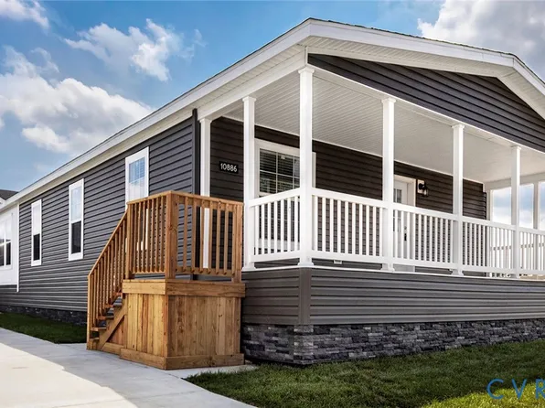 406 Monroe St, Chase City, VA 23924