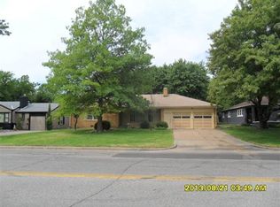 211 S Edgemoor Dr, Wichita, KS 67218
