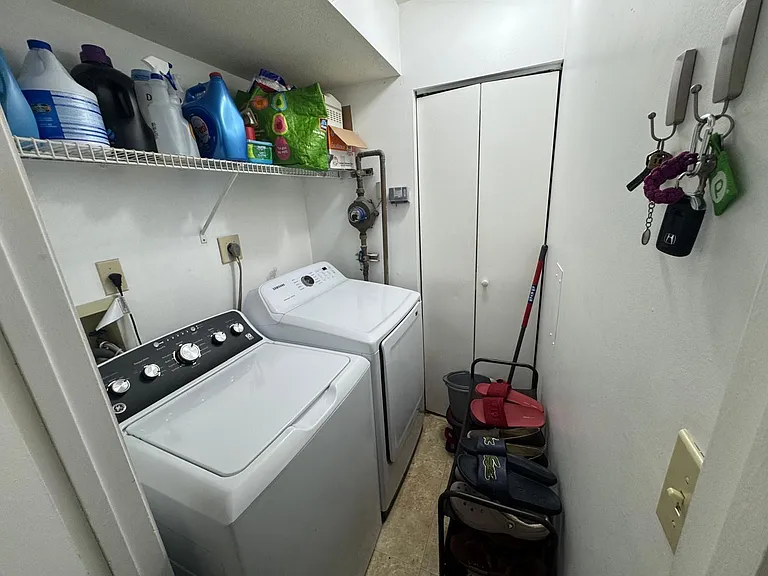 8955 Wiles Rd #206 — Photo 18
