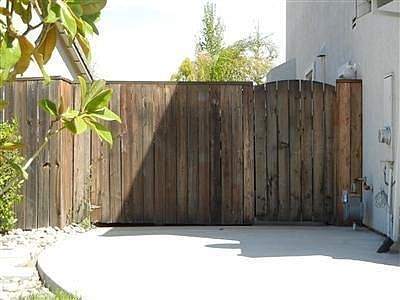 3rd image of 5529 Beardsley Ln