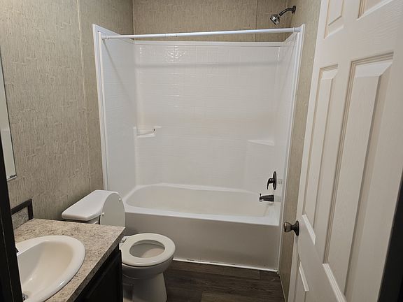 2nd image of 803 W Irish Ridge Rd #27