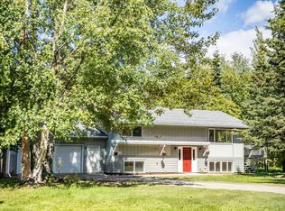 12135 E Chalet Dr, Palmer, AK 99645