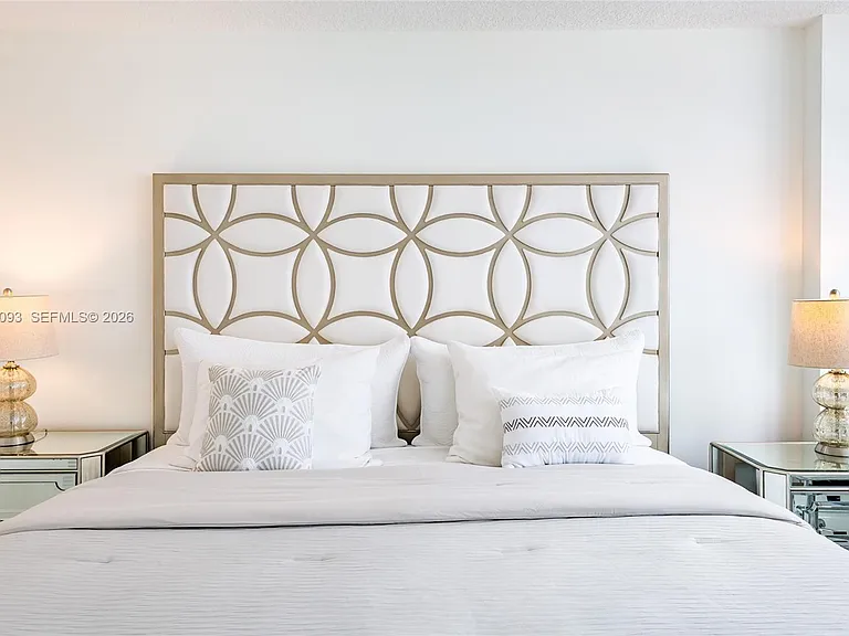 6917 Collins Ave #720 — Photo 4