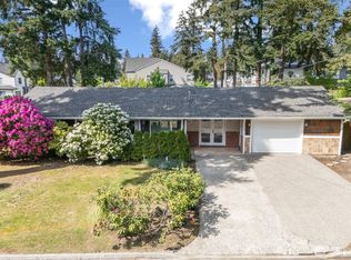 16608 NE 9th St, Bellevue, WA 98008