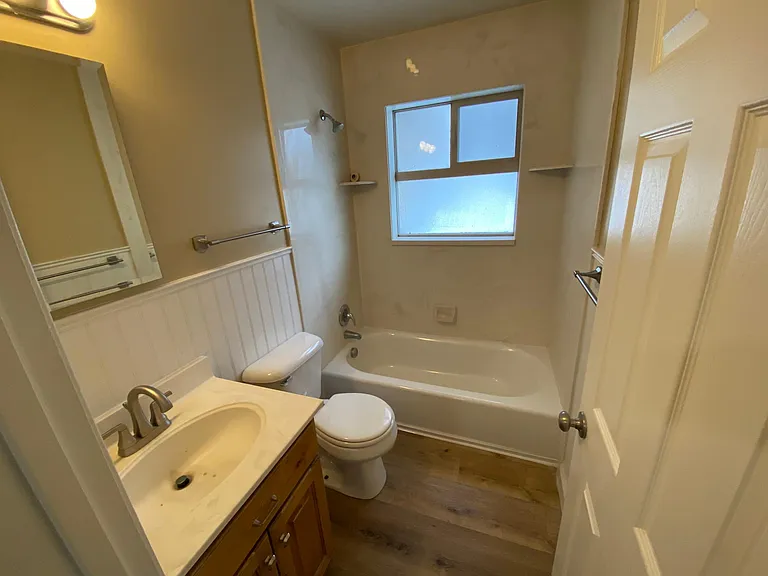1401 N 300 W — Photo 12