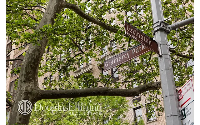 Rented by Douglas Elliman | media 24