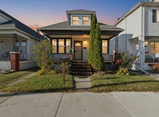11609 Saint Aubin St, Hamtramck, MI 48212