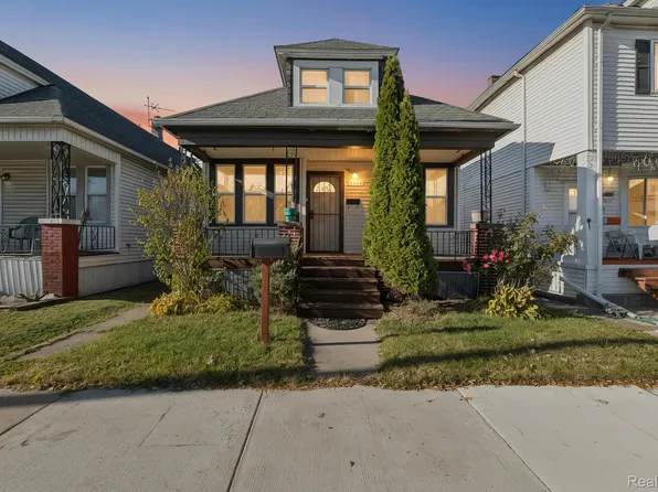 11609 Saint Aubin St, Hamtramck, MI 48212