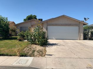 1232 Iris St, Wasco, CA 93280