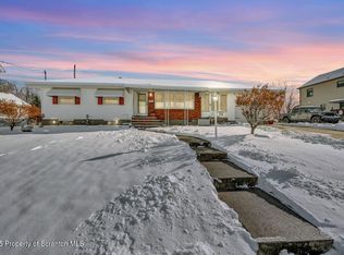 216 Prospect St, Dunmore, PA 18512