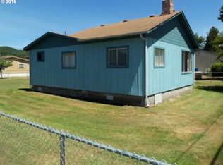 1520 N Lake Rd, Lakeside, OR 97449