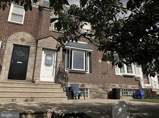6108 Hawthorne St, Philadelphia, PA 19135