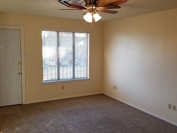 4th image of 7402 Avenue X