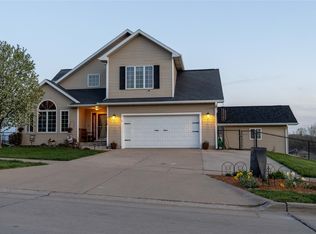 108 Golfview Dr, Osceola, IA 50213