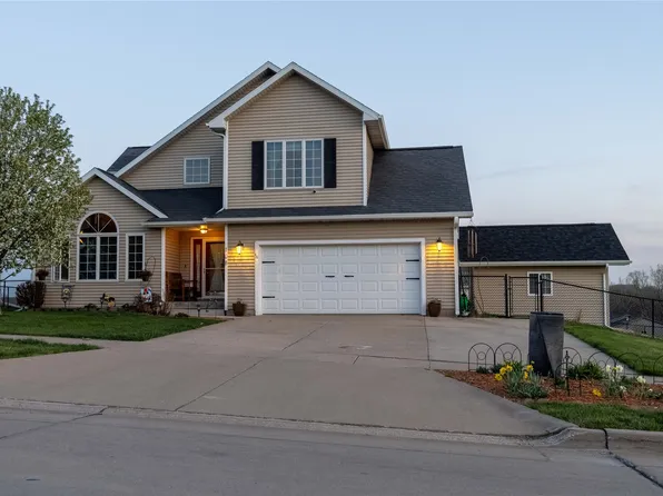 108 Golfview Dr, Osceola, IA 50213