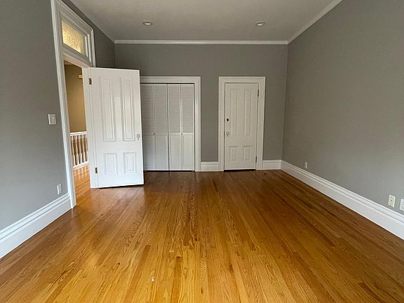 2nd image of 5 Seymour St #A
