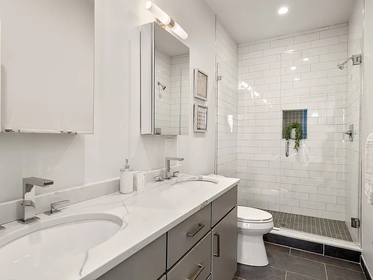 17 Vinton St #1 — Photo 8