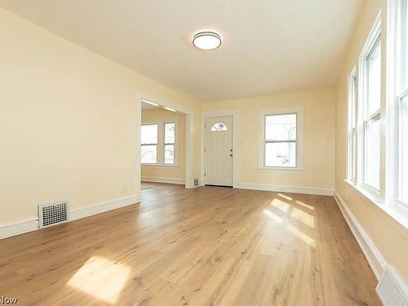 5th image of 3720 Washington Park Blvd
