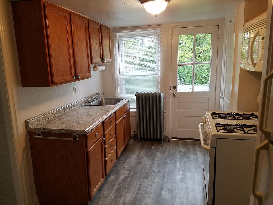 Kitchen with rear entrance