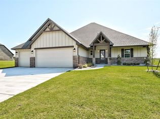 14556 Fox Lair Ln, Edmond, OK 73025