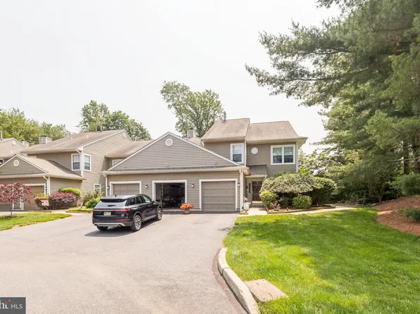 267 Stanton Ct #267, Glen Mills, PA 19342