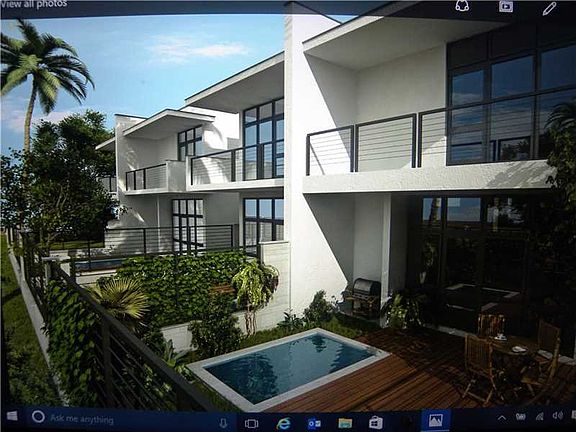 4th image of 3148 New York St #0