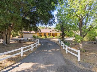 33456 Steele St, Agua Dulce, CA 91390