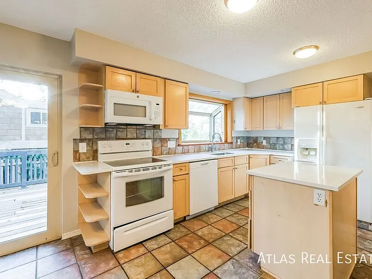 10102 W Ida Ave #213 — Photo 2