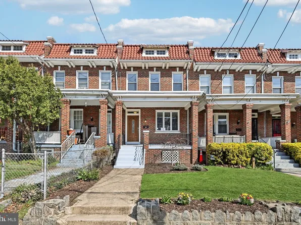 617 Farragut St NW, Washington, DC 20011
