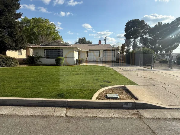 5 Jeffrey St, Bakersfield, CA 93305