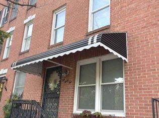1042 Vine St, Baltimore, MD 21223