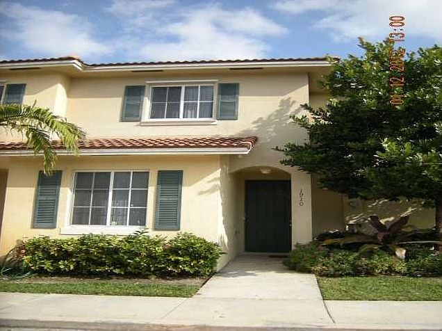 1st image of 1910 NW 60th Ave