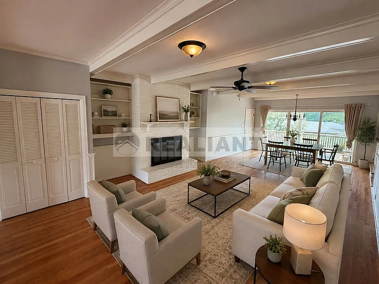 2039 Fontaine Rd — Photo 4