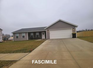 7457 W Vika Dr, Bloomington, IN 47404