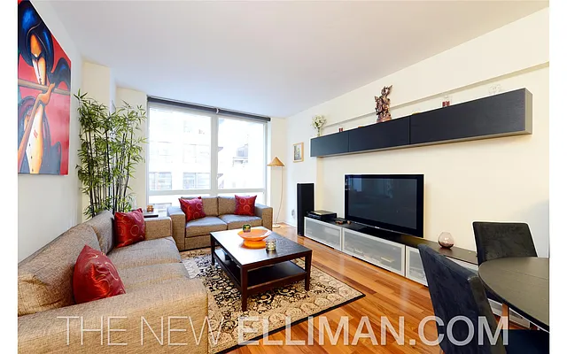 Rented by Douglas Elliman | media 7