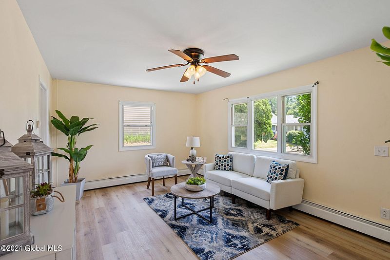 5th image of 227 E Washington Avenue